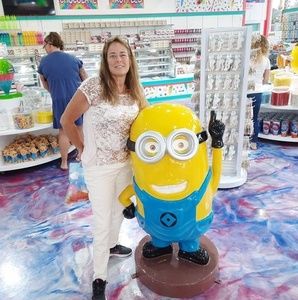 Meet your Posher, Debbie